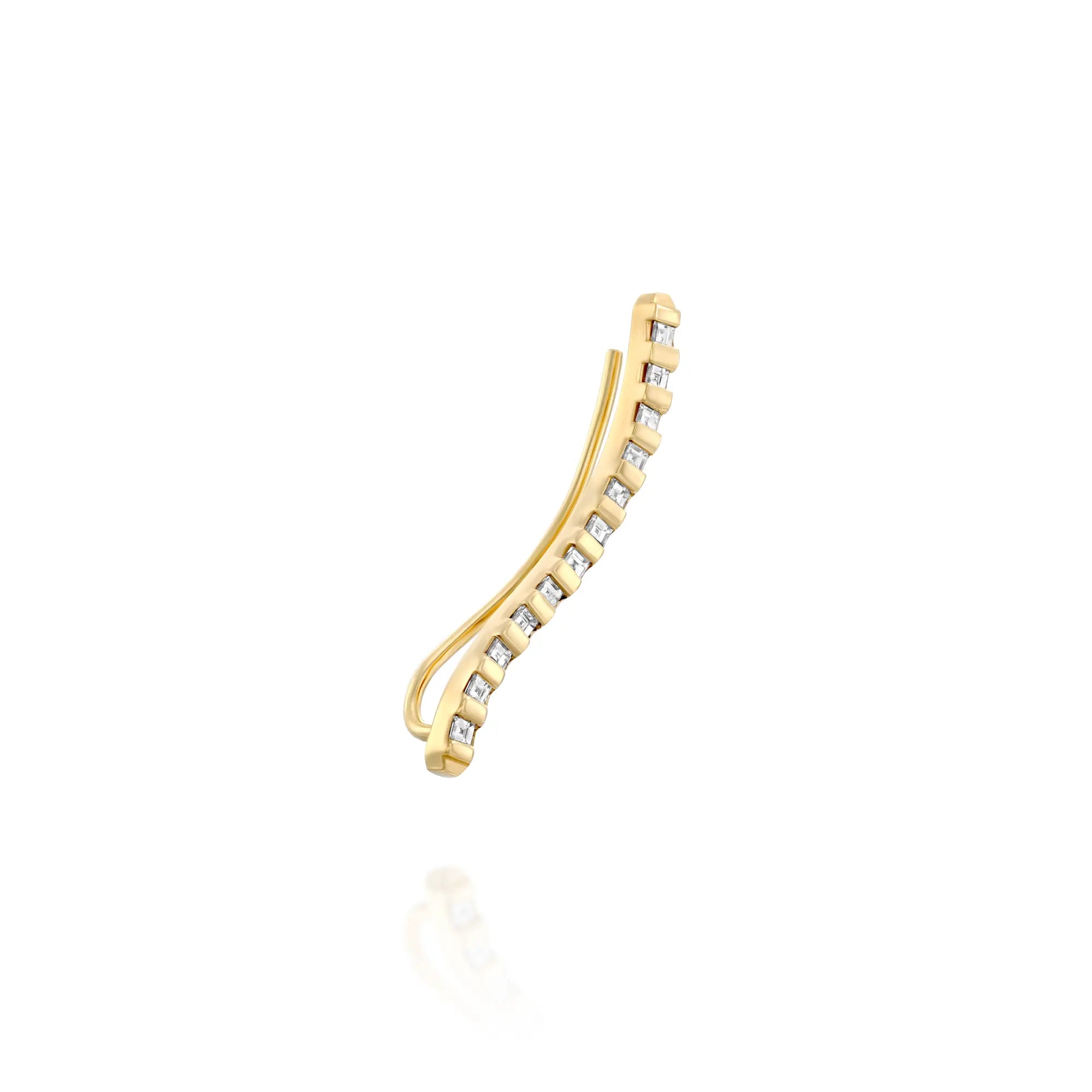 A single solid 14k gold earring featuring a curved design adorned with 1.1mm carré-cut lab-grown white diamonds, offering a sleek and elegant look