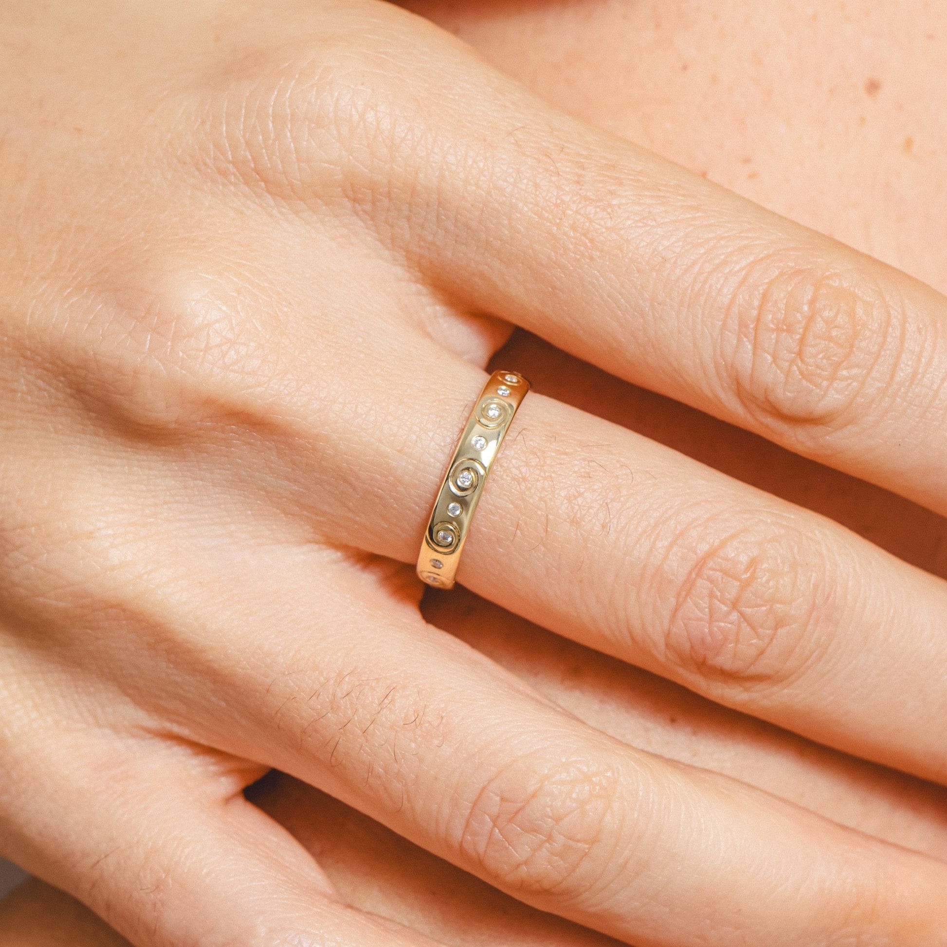 Golden Eddy Ring - ATUR