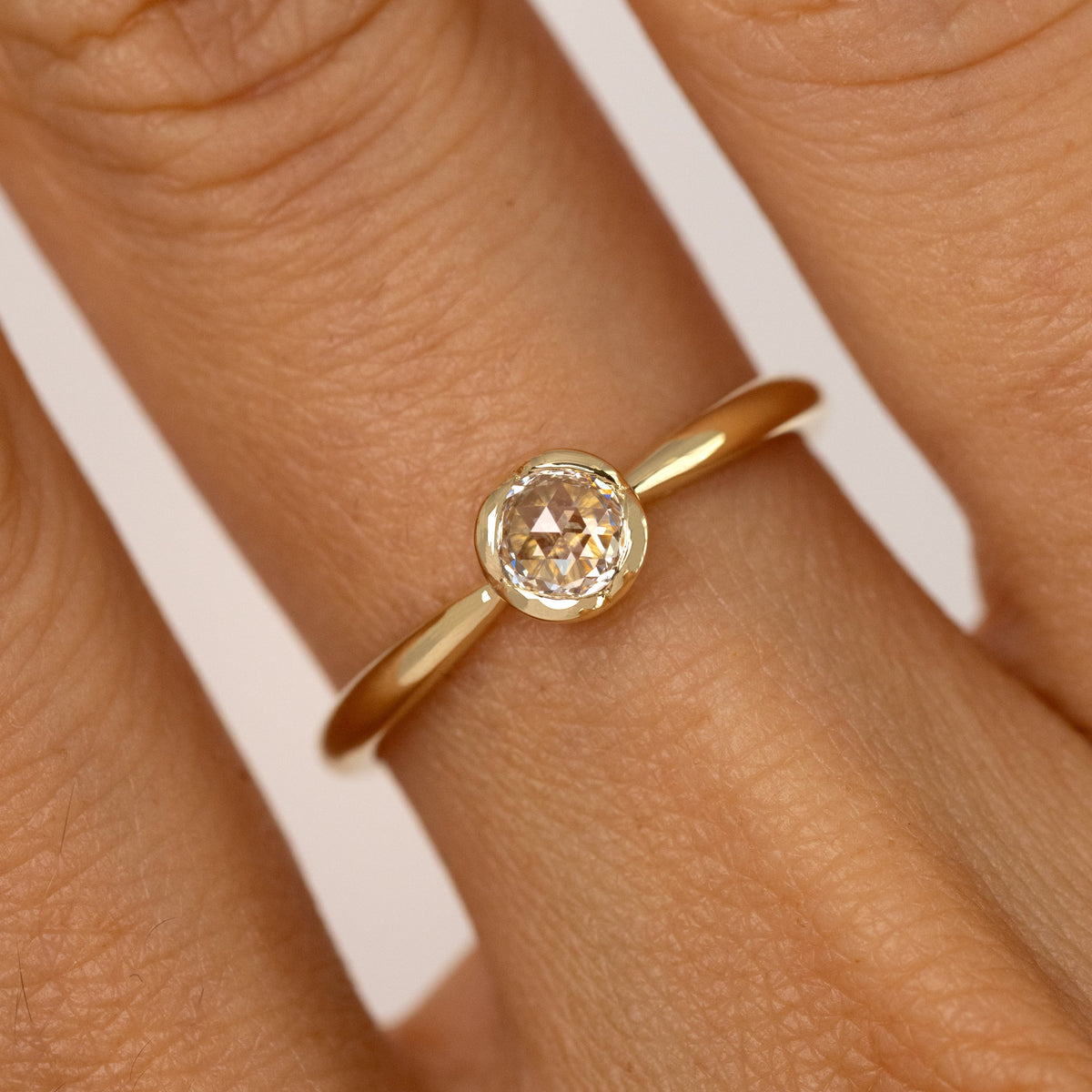 The Lucent Ring