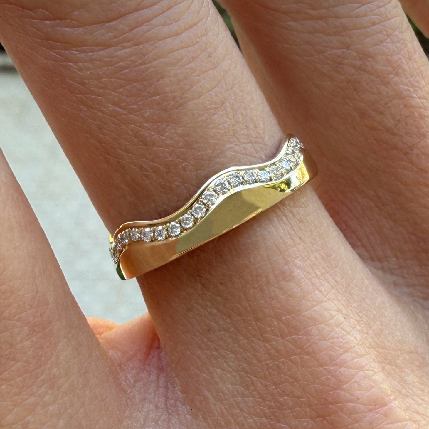 The Current Ring - ATUR